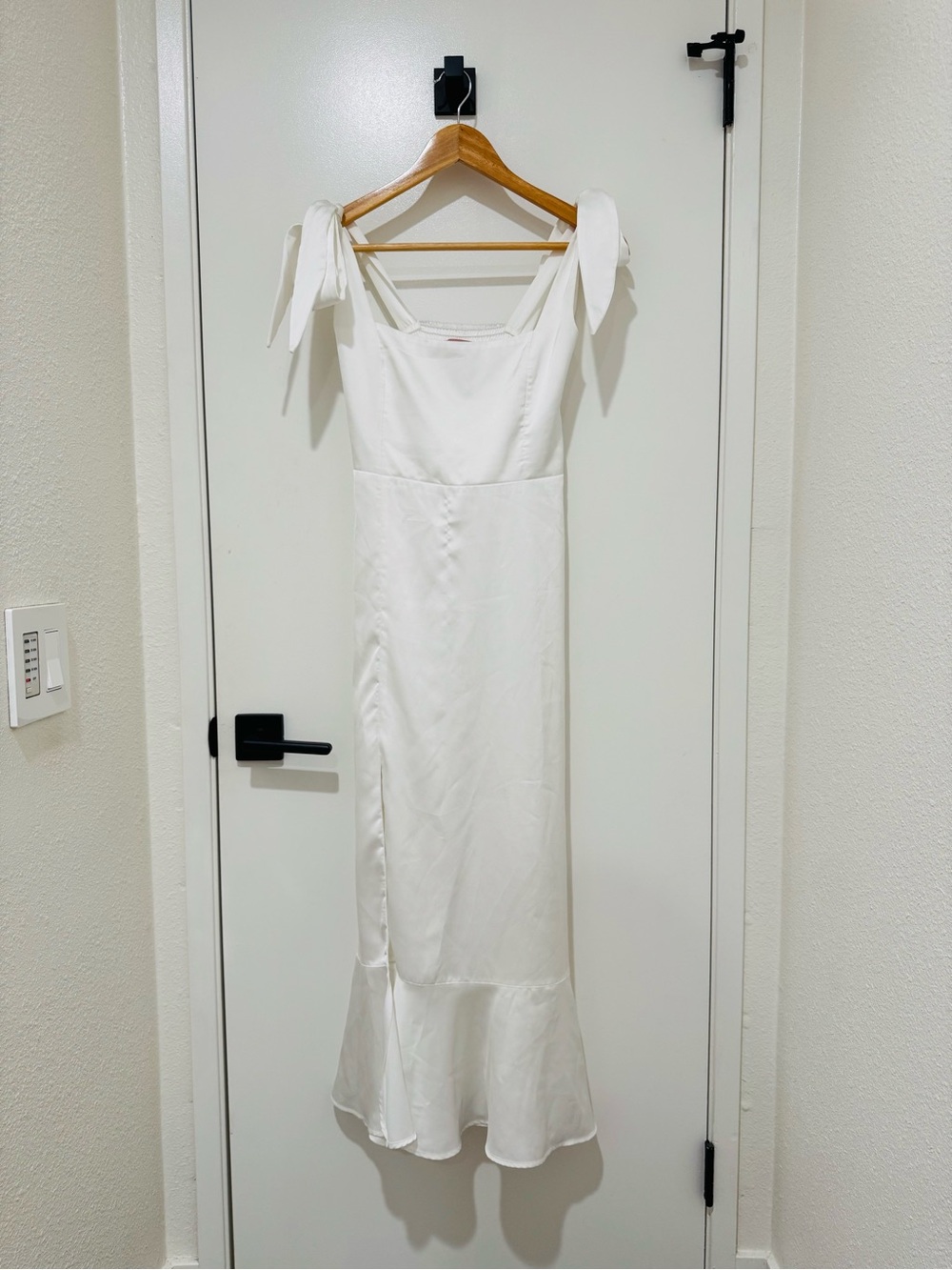 SHOW ME YOUR MUMU Garden Midi Dress - Picture 6 of 8